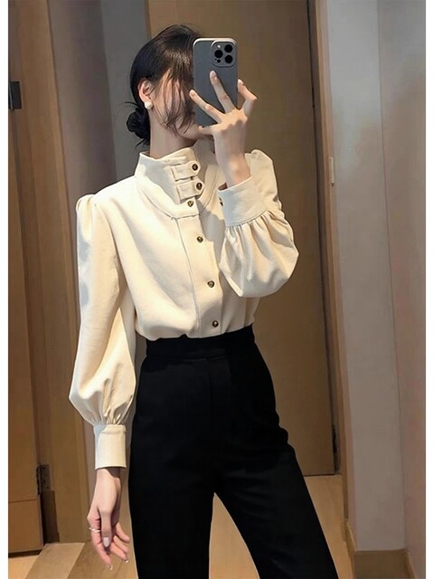 Spring Korean-Style Tops, Unique and Super Stylish, Age-Reducing, Beautiful, Light Luxury, High-End Feel, Commuter White Shirts