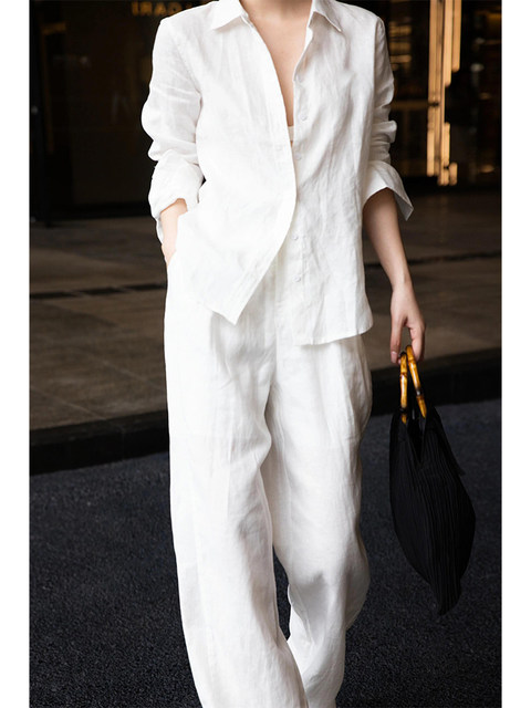 Spring Fashion: Light Luxury, High-End Feel, Powerful Aura, Capable and Elegant, Important Occasions, White Shirt Suit with Pants