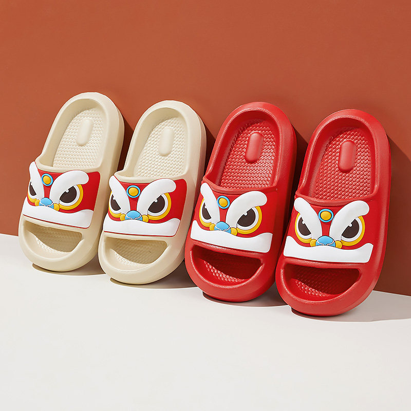 Chinese waking lion children sandals summer home anti-skater bathroom shoes girls wear cute soft shoes outside