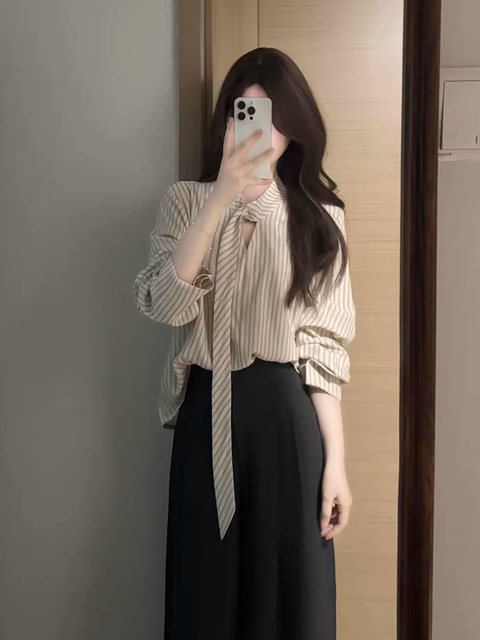 French Retro Striped Ribbon Long-Sleeve Shirt Top for Women, New Autumn High-End Base Shirt, Stylish and Trendy Blouse