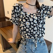 Mùa hè retro mới ins nhỏ daisy ngắn tay áo voan thiết kế nữ cảm giác đám đông nhỏ lưng cao đầu chạm đáy