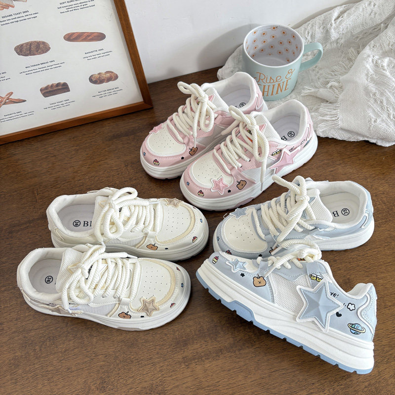 2025 Spring/Summer New Women's Breathable White Sneakers with Star Cutouts, Thick Soles, Round Toe, Mesh Sports Casual Shoes