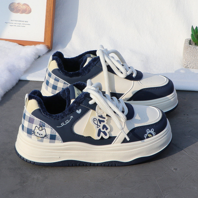 2025 Autumn and Winter Cartoon Print Fleece-Lined Sneakers for Women, Warm and Versatile White Shoes, Student Casual Comfortable Sports Cotton Shoes