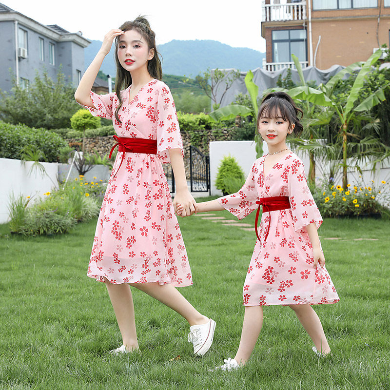 High-end pro-son dress new Summer Mother's clothing collection waist shatter flowers for foreign Han version Summer clothing snow-spinning skirt tide