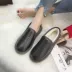 Giày đi tuyết không thấm nước của phụ nữ ống ngắn Phiên bản Hàn Quốc của giày bông ấm áp và nhung hoang dã của phụ nữ mùa đông da chống trượt giày bánh mì giày ống ngắn - Giày cao gót