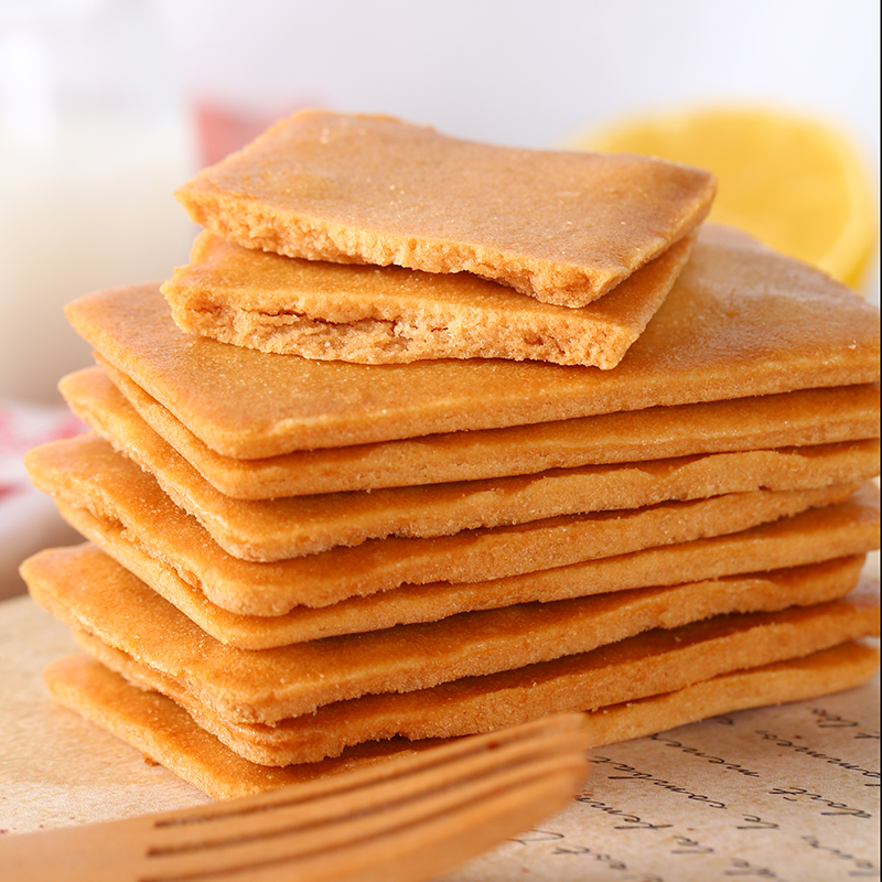 Jinliang Dry Bake Cake Egg Fried Biscuit Bread FCL Casual Snack Nutritious Breakfast Zero Food Small Bag