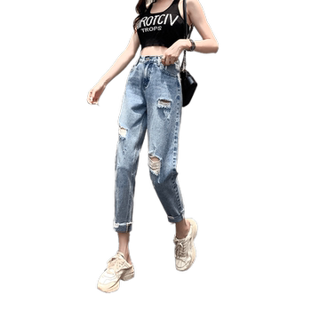 ໂສ້ງຍີນແບບ ripped ຍິງ in trendy mm harem fat sister