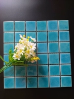 Ледяной трещины синий цвет