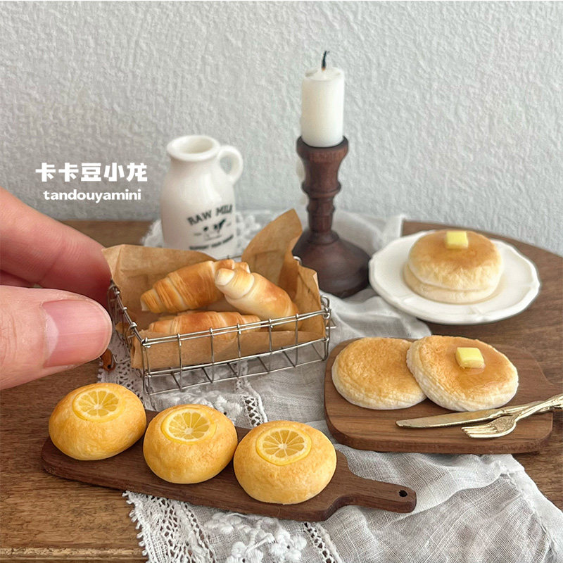 bjd场景道具娃屋 卡卡豆小龙微缩食玩迷你面包舒芙蕾模型6分bjd blythe娃娃屋摆件