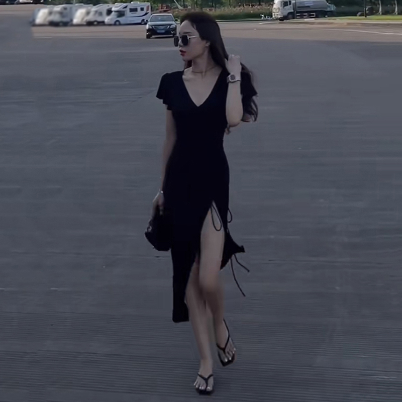 Summer New Women's V-Neck Sexy Slit Dress with Drawstring Waist, Slimming and Hip-Hugging Mid-Length Dress Summer New Women's V-Neck Sexy Slit Dress with Drawstring Waist, Slimming and Hip-Hugging Mid-Length Dress