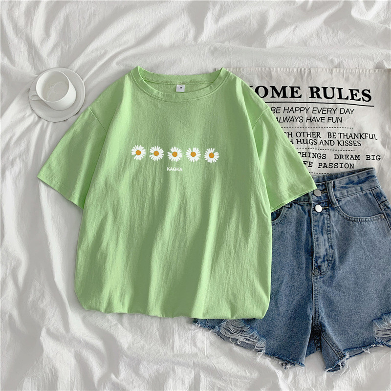 Light Greensummer 2021 new pattern Daisy Short sleeve T-shirt female ins student Port style Harajuku easy Versatile Show thin upper clothes