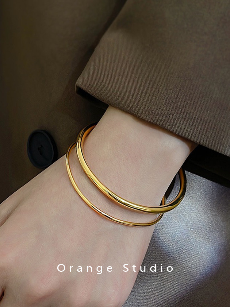 PLAIN RING TITANIUM STEEL BRACELET GOLD STACKED CLASSIC VERSATILE GLOSSY COLOR GOLD BRACELET DOES NOT FADE SIMPLE THIN BRACELET WOMEN