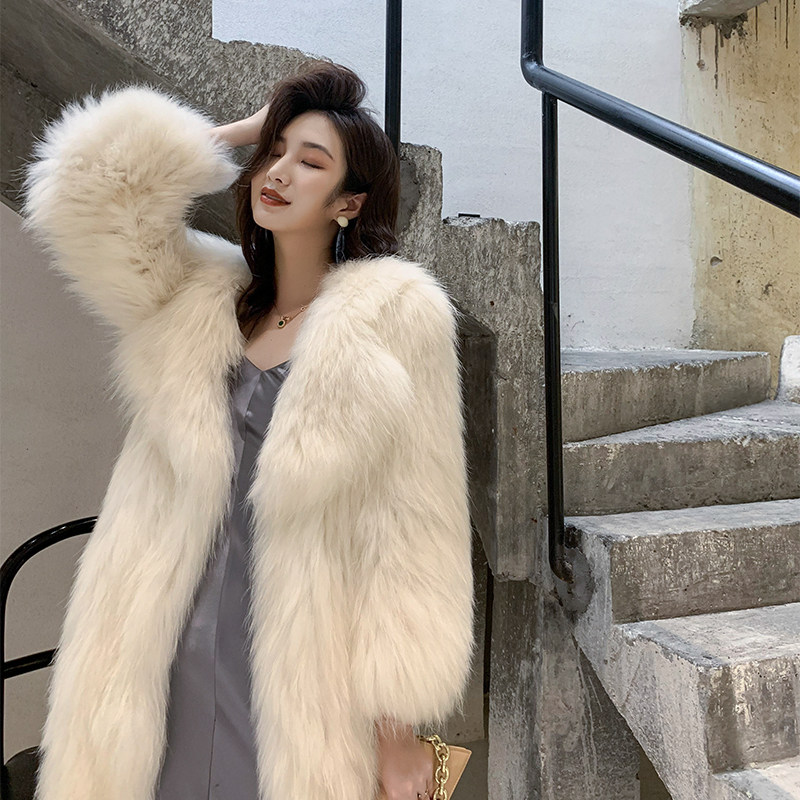 The wealth of the fur coat of fox fur fur coat of 2021 autumn and winter fur coat female style wind