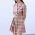 LILY2021 mùa xuân mới của phụ nữ JK phong cách đại học eo cao viền xếp ly váy ngắn tay phù hợp - Váy eo cao Váy eo cao
