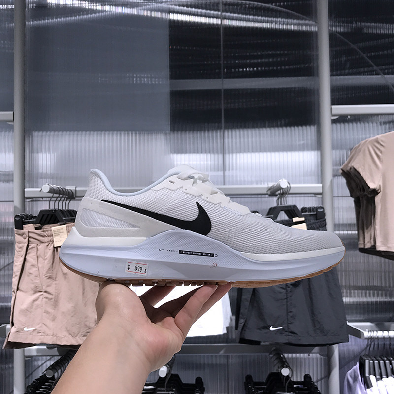 Nike 2025新品AIR ZOOM跑鞋，都市精英的专属之选_跑步鞋_淘宝服装网