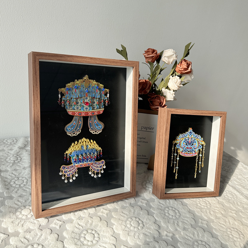 Suitable for 5cm Hollow Phoenix Crown Refrigerator Magnets, Photo Frames, Magnetic Display Frames, Xiaoduan Empress Memorabilia Collection and Storage