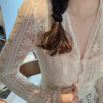 White v lead lace French style retro blouse 2021 Early spring models new womens high-end upper class jersey