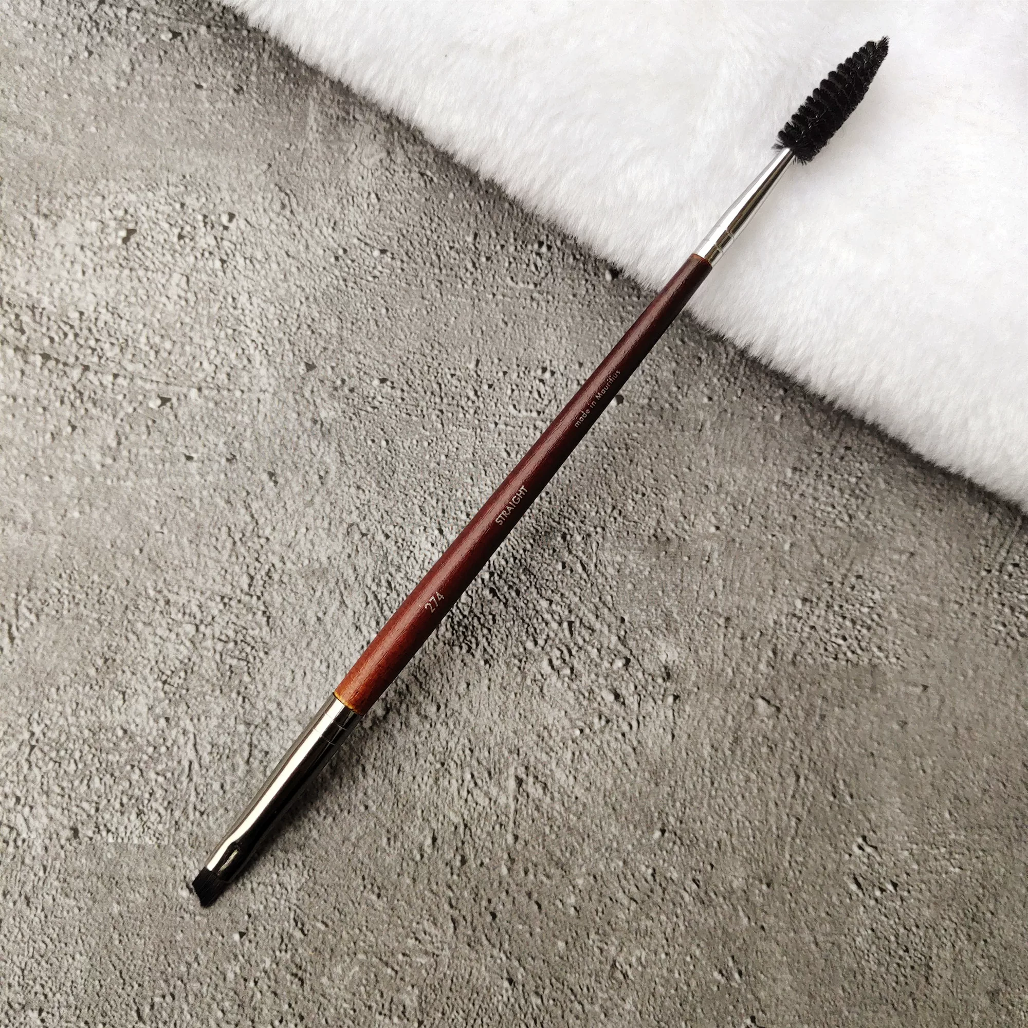 Concealer brush for contouring, eye pencil