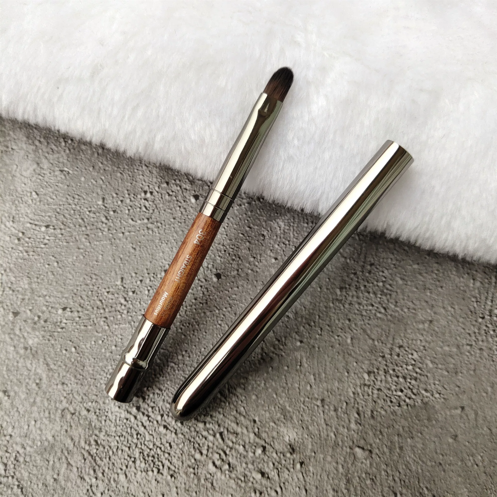 Concealer brush for contouring, eye pencil