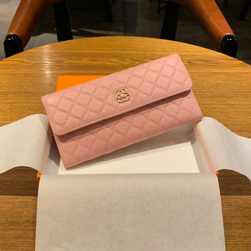 Woman wallet 2020 new genuine leather long version embossed magna hand grab bag large capacity multifunction head layer cow leather money clip