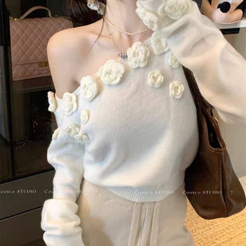 French design three-dimensional floral off-shoulder knitted top