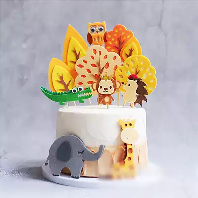 Cake decoration decoration decoration yellow felt autumn tree forest animal card cake decoration plug-in dress