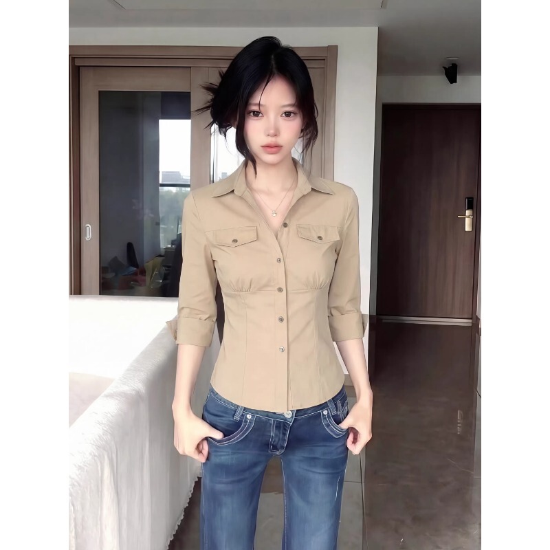 Plus-Size Simple Khaki Mid-Sleeve Shirt for Women, Cinched Waist, Slimming, Turn-Down Collar, Workwear Style, Pockets, Versatile, Stylish Top