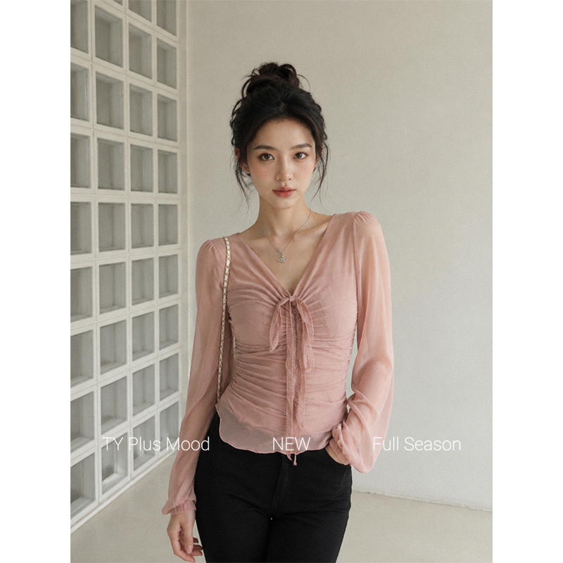 Plus-Size Everyday Pure Desire V-Neck Mesh Long-Sleeve Shirt with Drawstring Pleats and Asymmetrical Hem to Accentuate Waist and Abdomen Lines