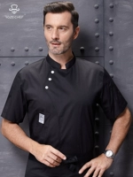 Черная футболка, короткий рукав