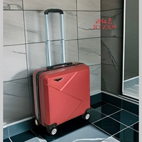 Розовая роскошная модель