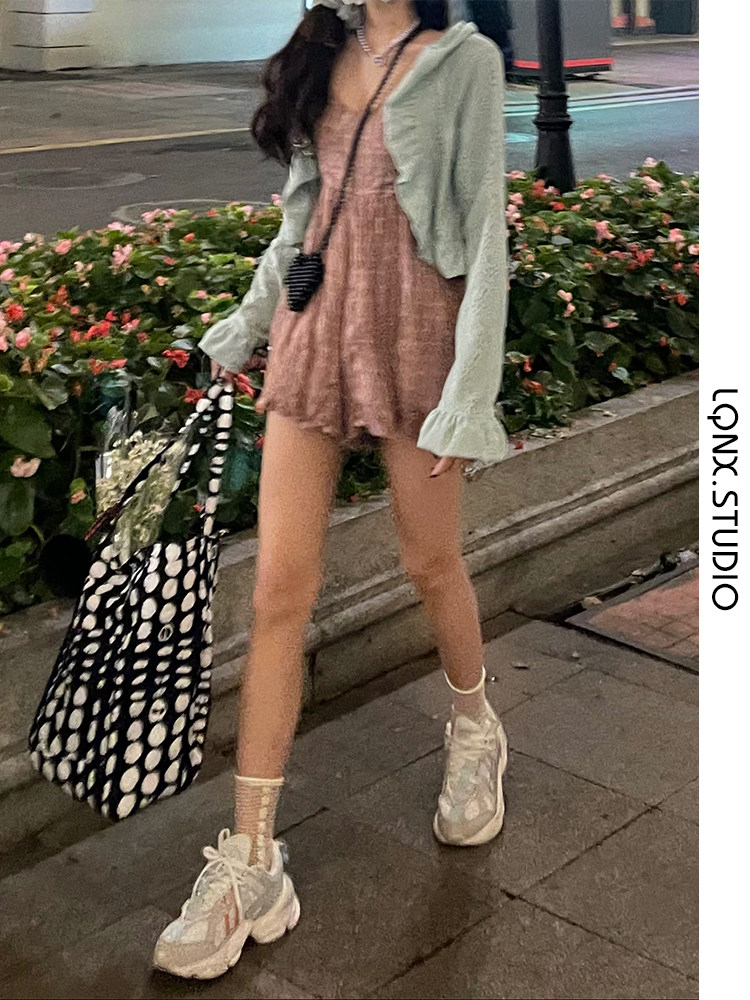 2023 NEW SUMMER WAIST CINCHED THIN LITTLE JUMPSUIT WOMENS PLEATED VERSATILE FOREIGN PLAID SUSPENDER HAKAMA