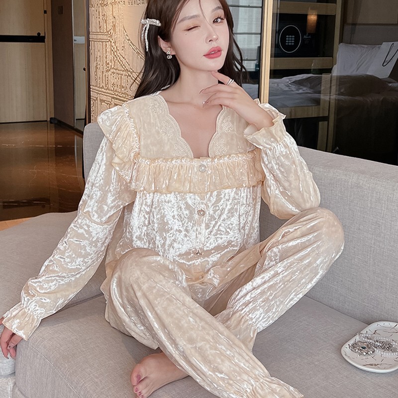 Autumn and Winter Diamond Velvet Light Luxury Palace-Style Long-Sleeve Ruffled Gold Velvet Solid Color Pajamas Women's Loungewear Set 88 Autumn and Winter Diamond Velvet Light Luxury Palace-Style Long-Sleeve Ruffled Gold Velvet Solid Color Pajamas Women's Loungewear Set 88