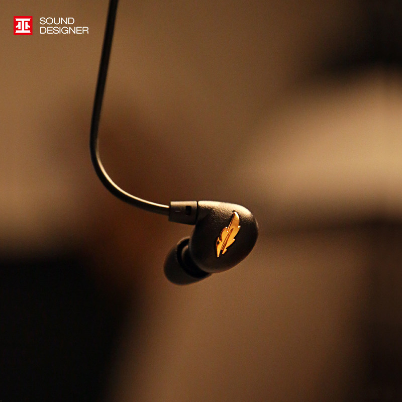 Wuwuluo 3 5mm wired direct push hifi headset around the ear low voice dyeing comfortable and comfortable in-ear headphones