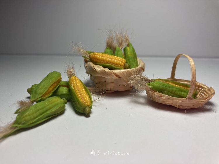 【燕子迷你手作】：仿真玉米食玩里的DIY美学