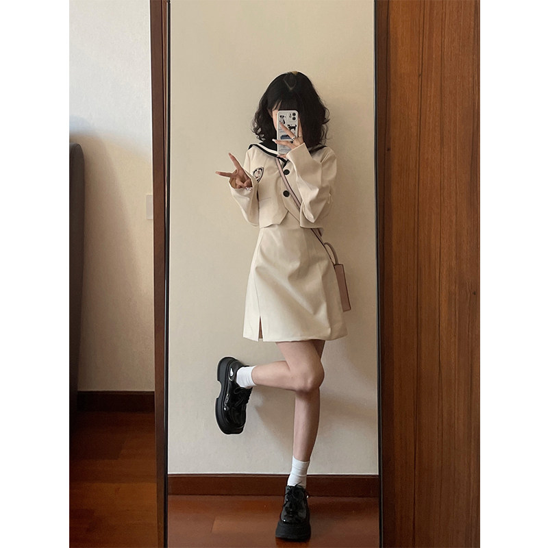 Sunny Shop Spring New College Feng Navy Uniform Skirt V - collar Short Sleeve Short Costume Two Pieces