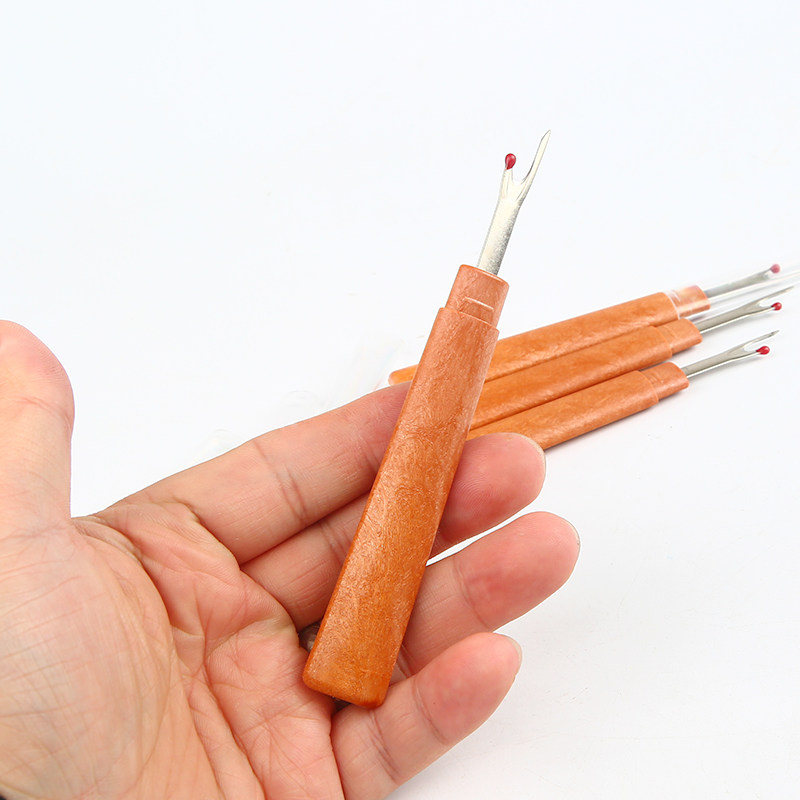 Large number of unstitchers sharp knife pick up line instrumental opening of the eye-embroidered parquet with unmarked knife and needle wire wrapped sprints embroidery tool