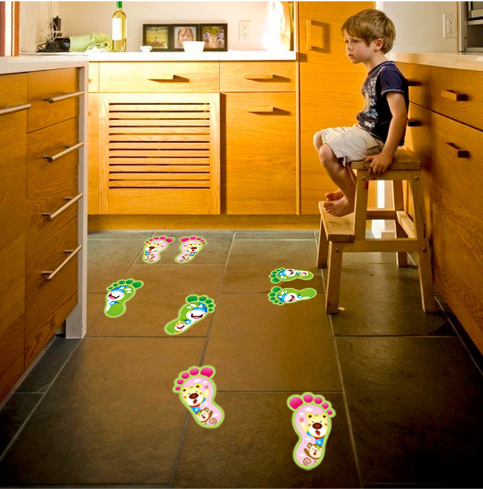 New luminous wall stickers wholesale fashion combination fluorescent stickers children cartoon creative color feet Y0041