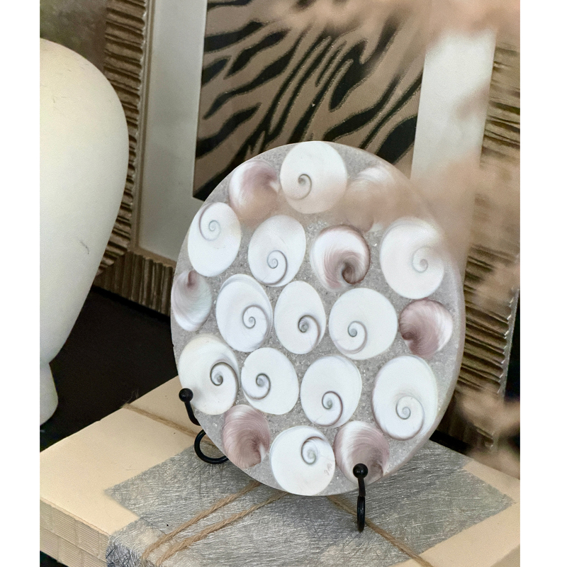 Medieval-Style Shell Stone Carving Sea-Moon Compass Art Niche Designer Model Study Desk Ornament