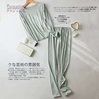 Зеленый, тонкий