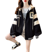Plus size womens velvet thickened cardigan sweatshirt 2022 autumn and winter new Korean version fat mm 200 pounds baseball uniform jacket