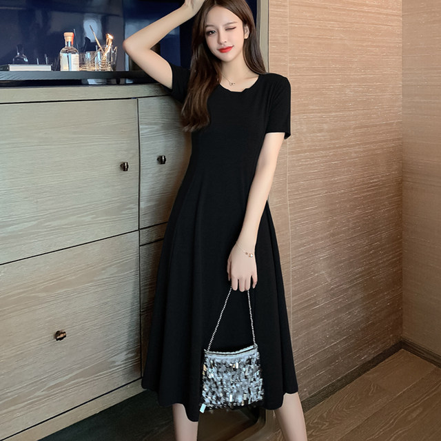 ເສື້ອທີເຊີດ dress ຂອງແມ່ຍິງ summer waist slimming pure cotton bottoming dress casual over-the-knee long skirt large hem A-line lazy little black dress