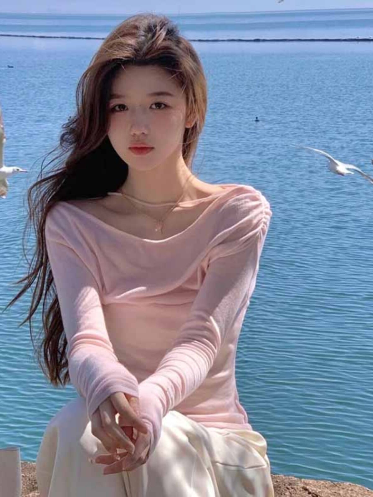 清仓纯欲粉色打底衫女春季2025新款高级感修身内搭露肩一字肩上衣