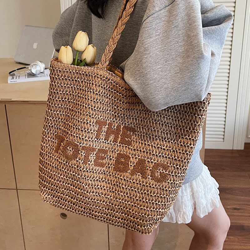 Japanese Fashion Woven Bag For Women 2026 New Large Capacity Vacation Straw Shoulder Bag - Thumbnail 4