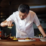 真耀 2022 Лето Новый шеф-повар Работа для мужчин.