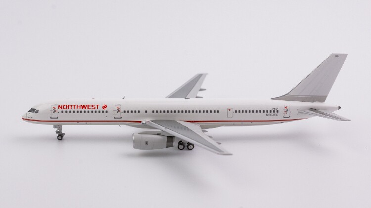 NG 53031 Northwest Airlines B757-200 N603RC 1:400