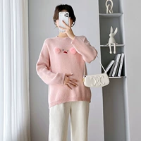 Красный свитер