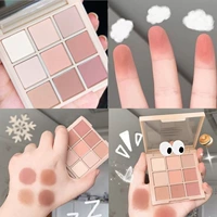 Нежный молочный чай+щетка для тени для век