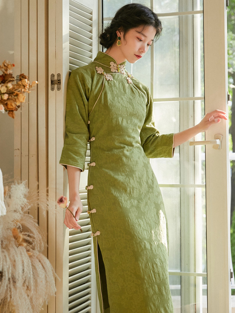 Ji Vine Tong Qipao Young's High-end Temperament Daily Can Wear the Republic of China's Ancient Long Version Improved Version of the Ocean