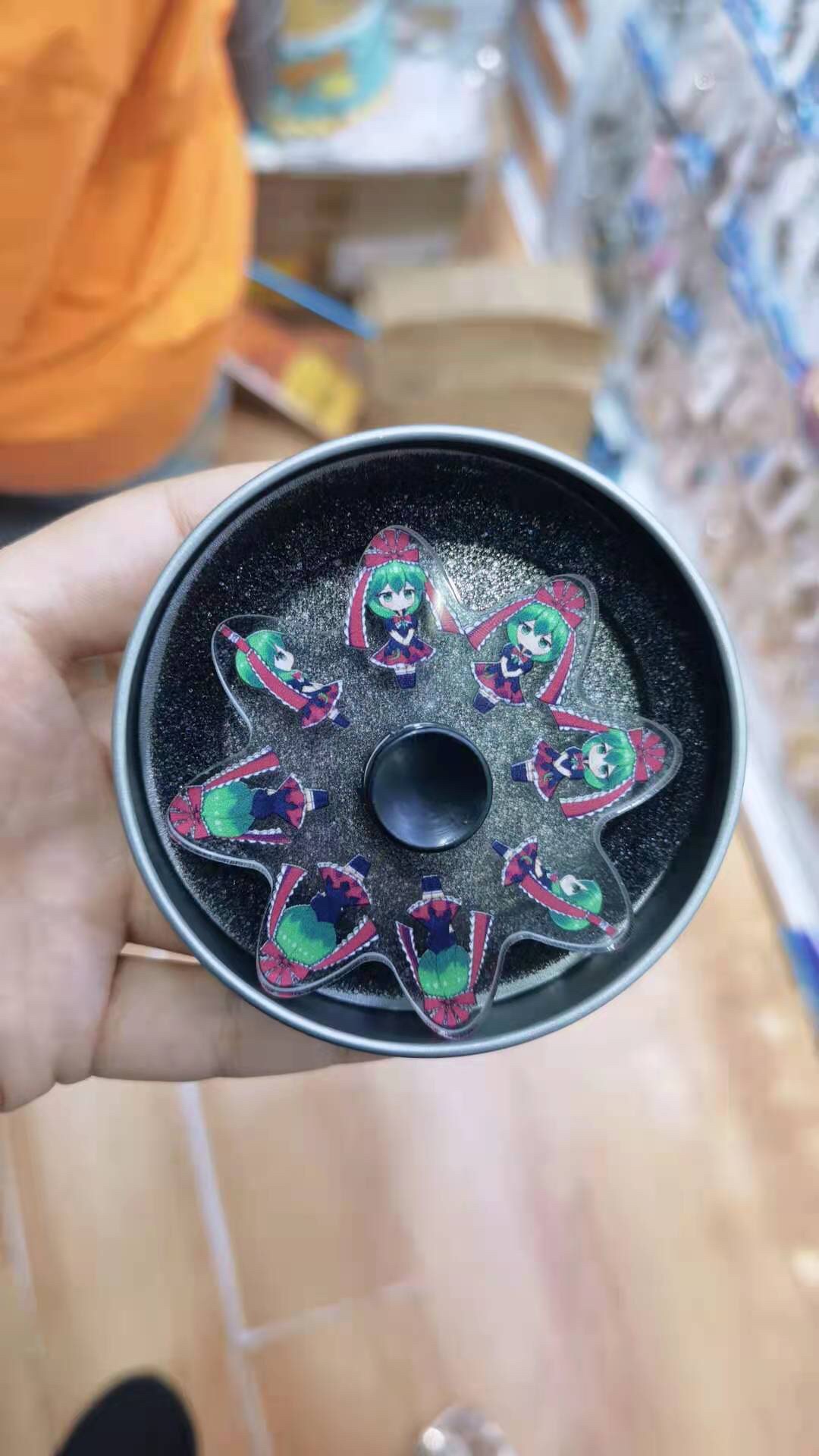 Oriental project Key mountain chick Divinity turns to dynamic fingertips Tops Raw Grass around the same people