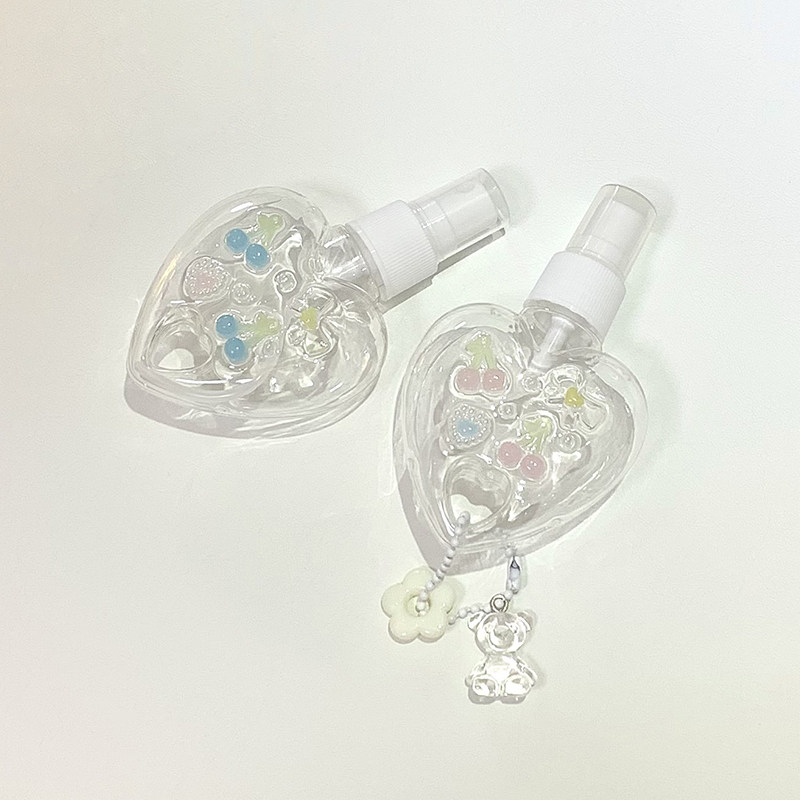 (Full of four get one free) Original ins love hook perfume spray bottle alcohol lotion portable dispensing empty bottle